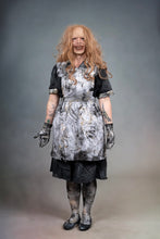 Load image into Gallery viewer, Maid (L)