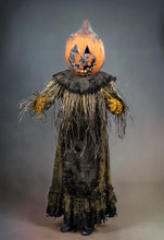 Load image into Gallery viewer, Maizey w/pumpkin head