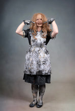 Load image into Gallery viewer, Maid (L)
