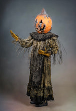 Load image into Gallery viewer, Maizey w/pumpkin head